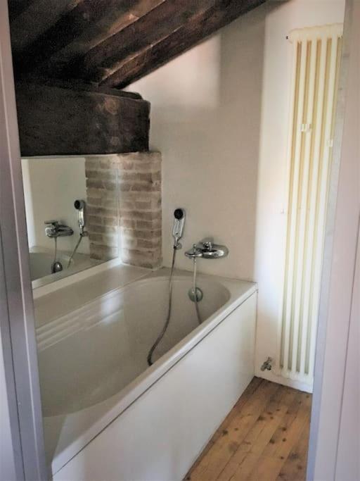 Romantic Studio In The Historical Heart Of Padova Bagian luar foto